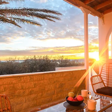 Noho @ Sunlit House Paros Holiday home *